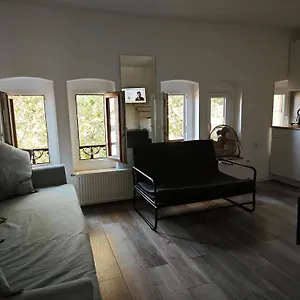 Homestay Gruenes Idyll Im Herzen Koelns, Cologne